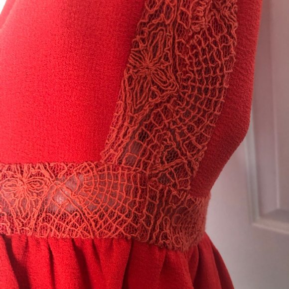 UO Pins & Needles Red Crepe Dress w/ Lace Cut-Outs Sz 2 - Picture 6 of 8